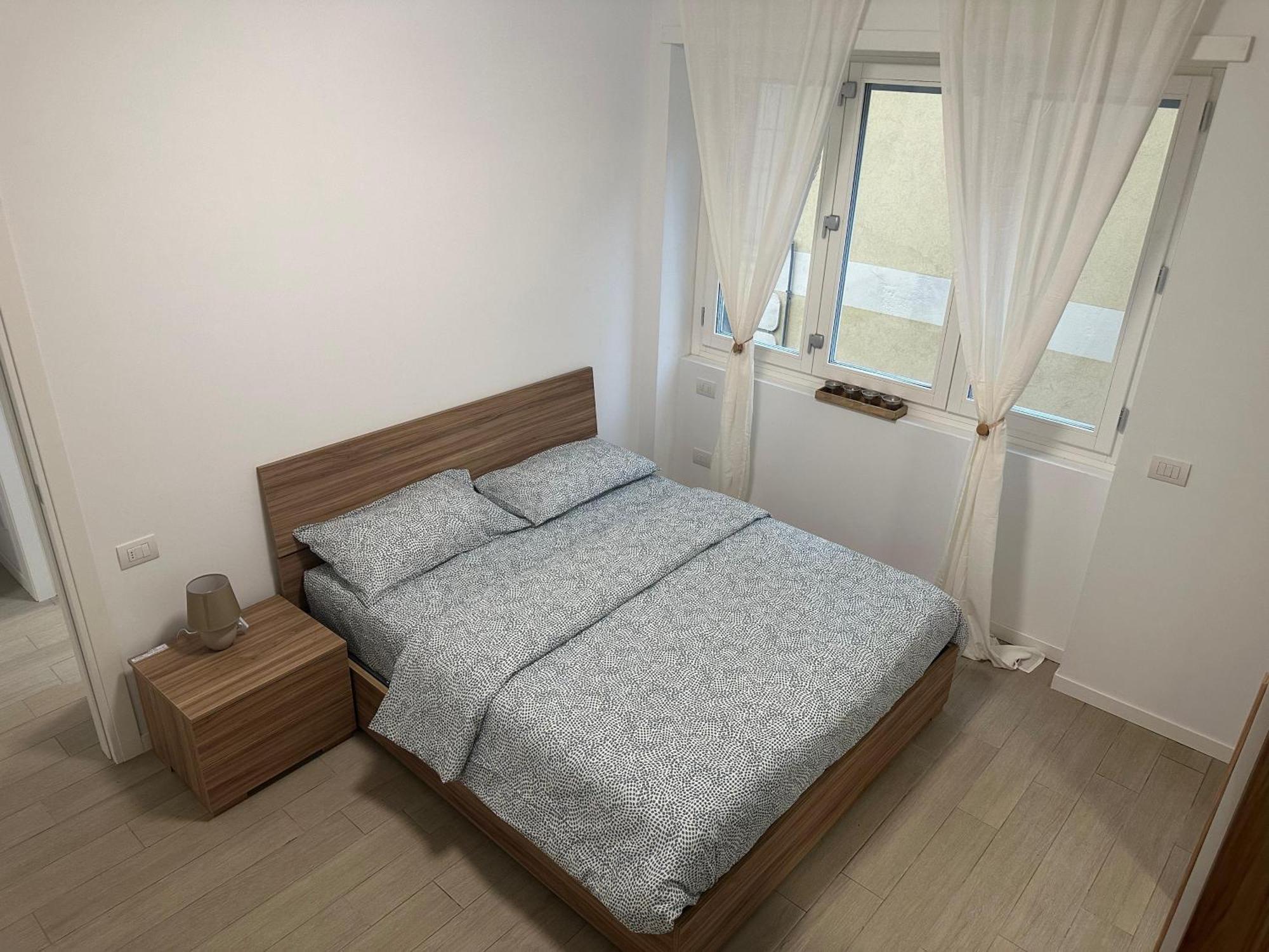 Casa Ideale Tim Appartmanti Moderni Vicina Al Centro เลคโค ภายนอก รูปภาพ