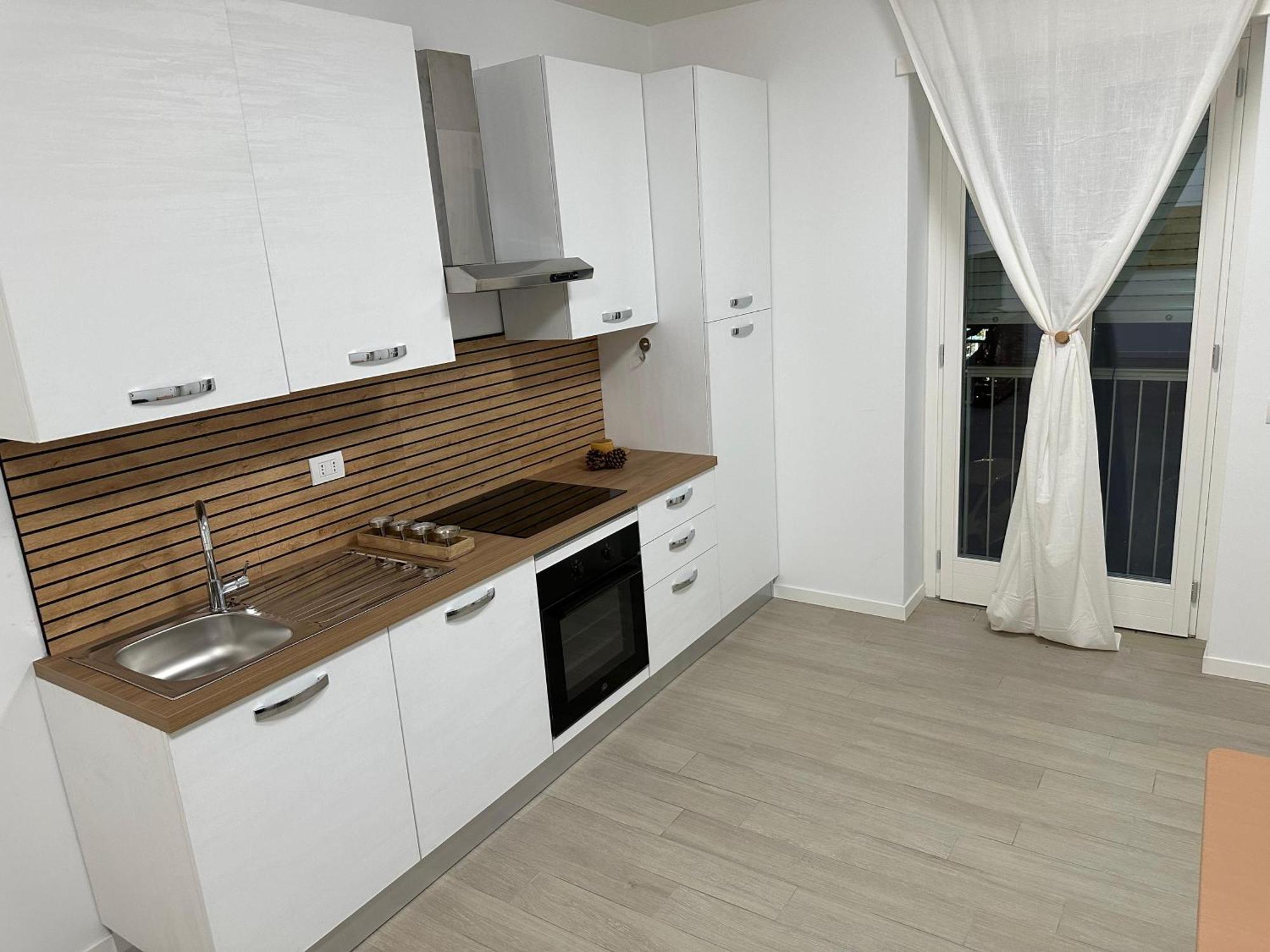 Casa Ideale Tim Appartmanti Moderni Vicina Al Centro เลคโค ภายนอก รูปภาพ