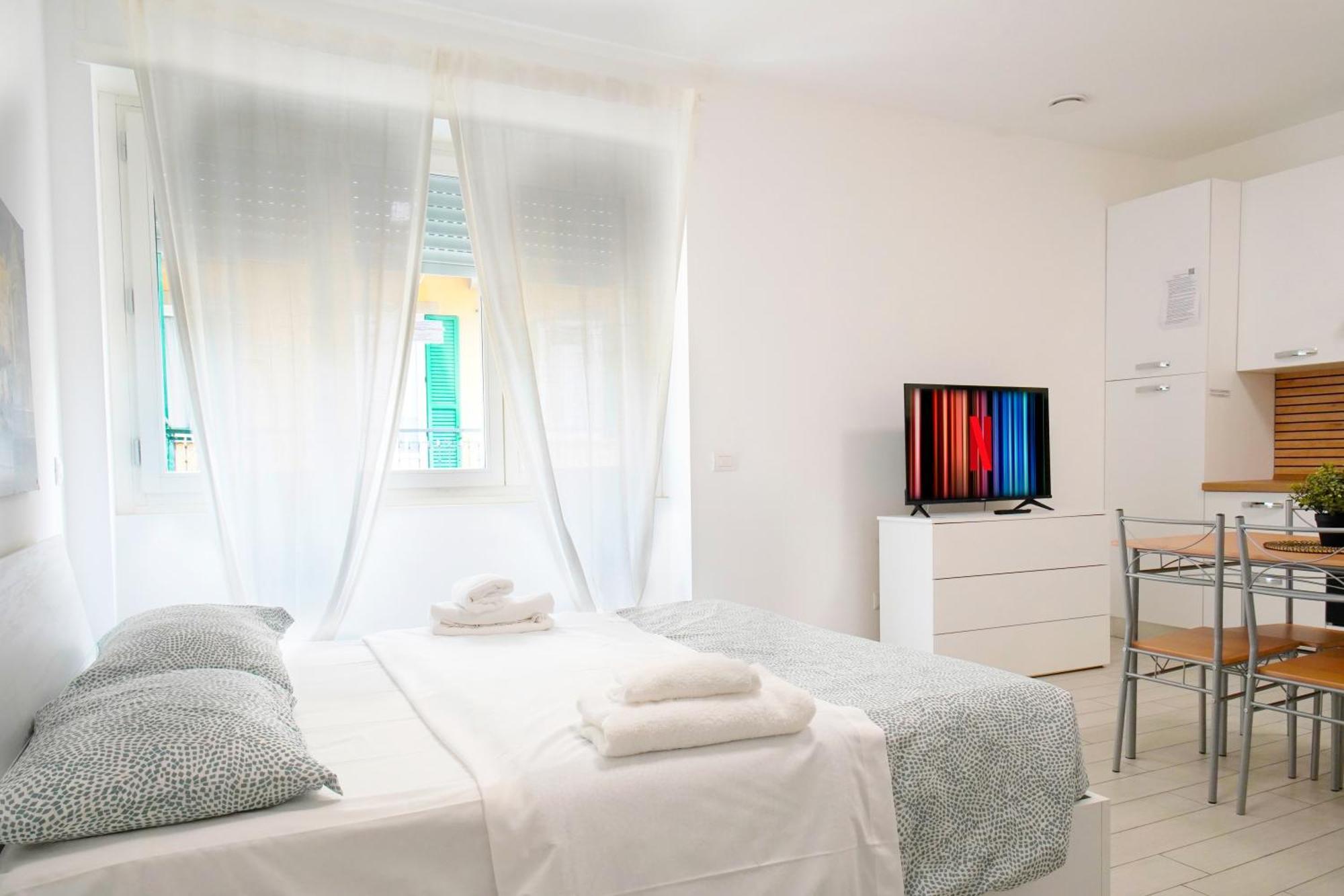 Casa Ideale Tim Appartmanti Moderni Vicina Al Centro เลคโค ภายนอก รูปภาพ