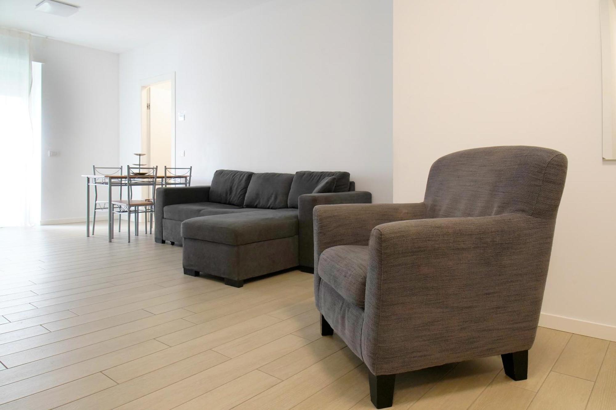 Casa Ideale Tim Appartmanti Moderni Vicina Al Centro เลคโค ภายนอก รูปภาพ