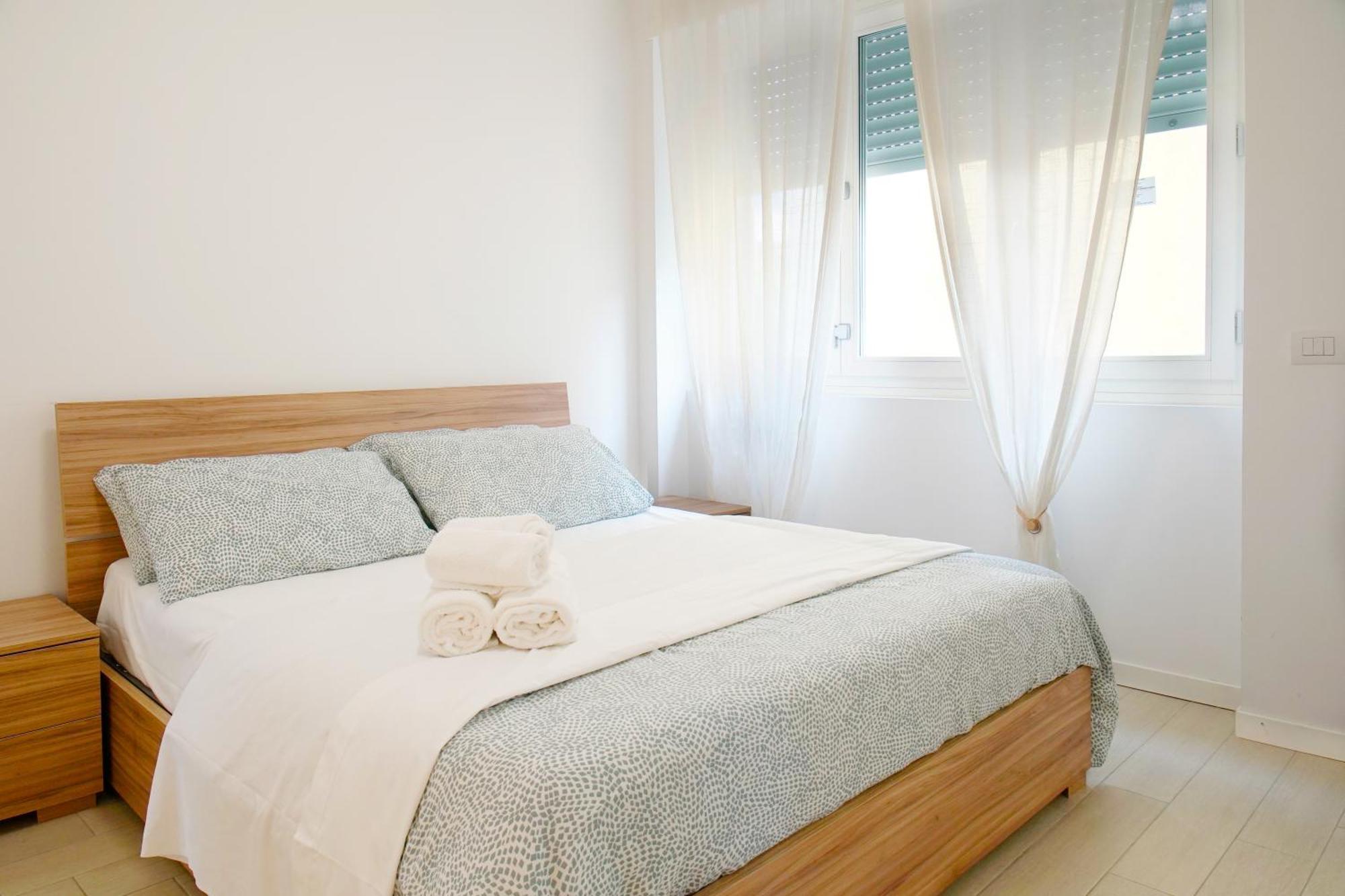 Casa Ideale Tim Appartmanti Moderni Vicina Al Centro เลคโค ภายนอก รูปภาพ