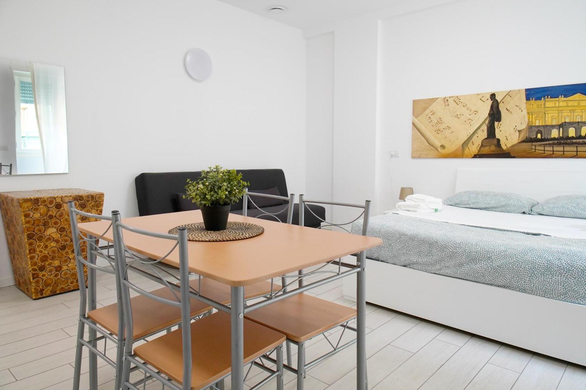 Casa Ideale Tim Appartmanti Moderni Vicina Al Centro เลคโค ภายนอก รูปภาพ