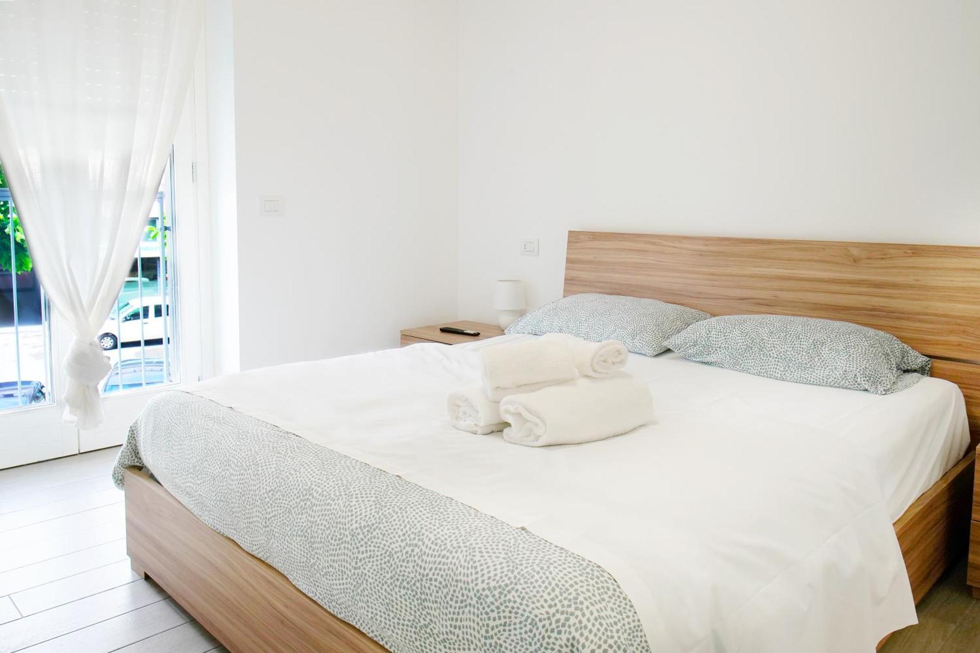 Casa Ideale Tim Appartmanti Moderni Vicina Al Centro เลคโค ภายนอก รูปภาพ