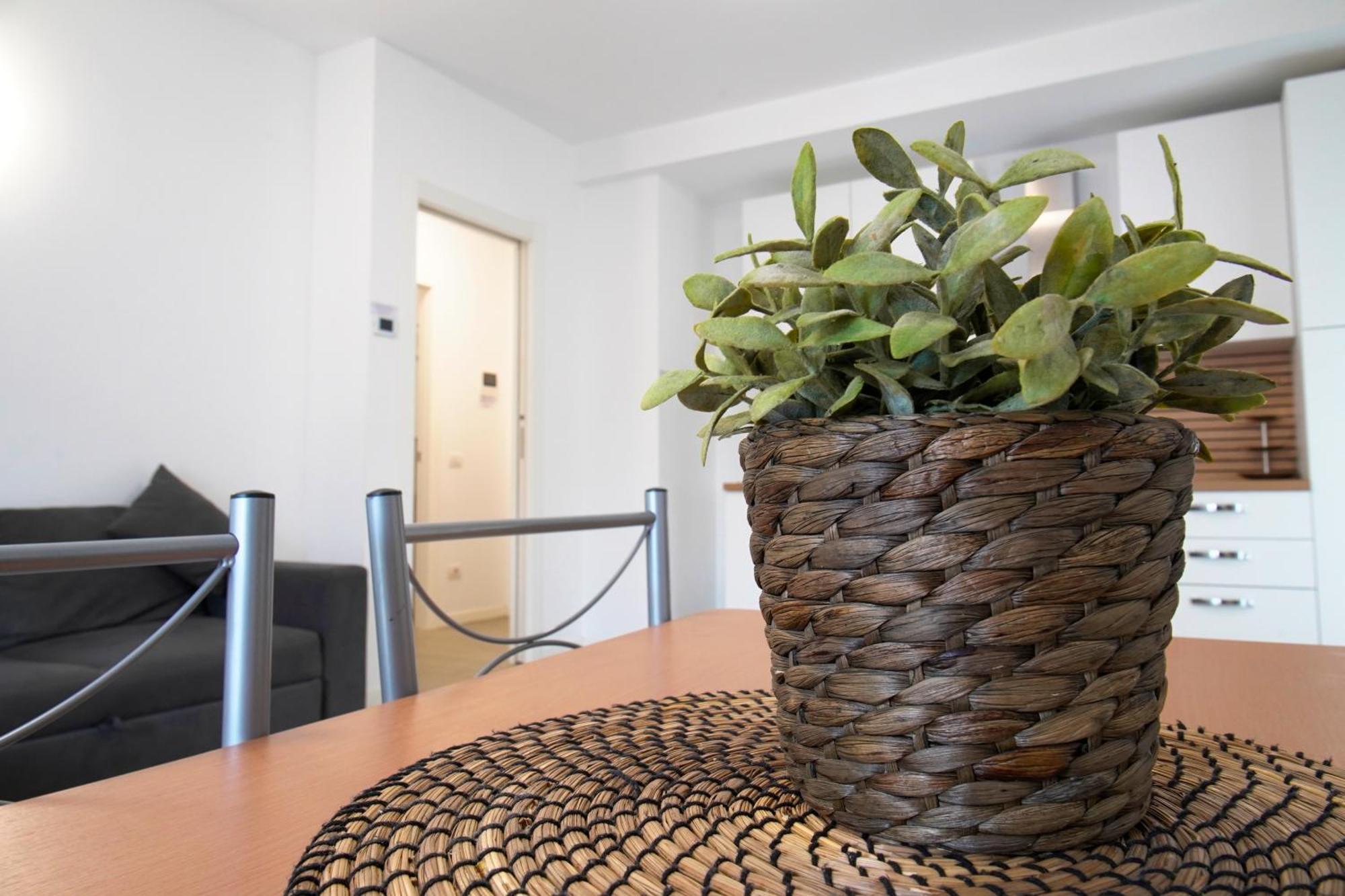 Casa Ideale Tim Appartmanti Moderni Vicina Al Centro เลคโค ภายนอก รูปภาพ